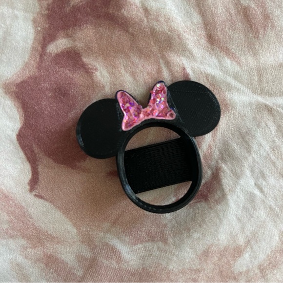 Magicband Puck Holder for Smart Watch - Picture 4 of 5